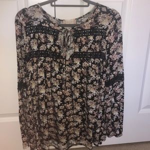 Altar’d State floral top